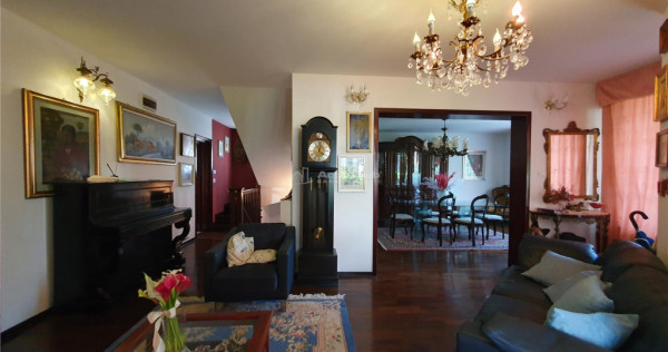 Casa individuala - 310 mp - TEREN 1200 mp - Ipotesti