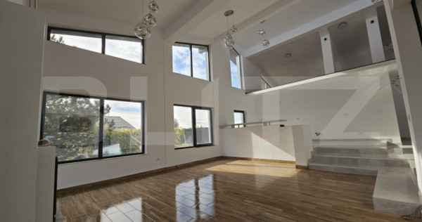 Vila superba, 4 camere, in zona Hlincea