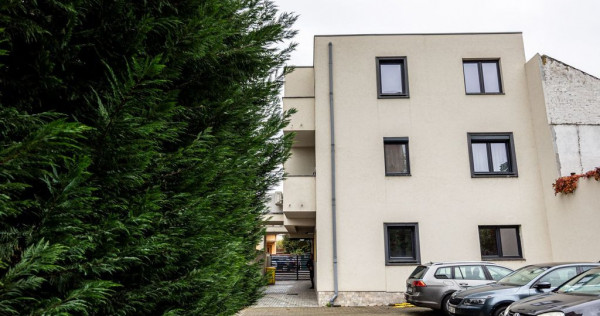 Apartament nou, ultracentral, cu loc de parcare privat | ...