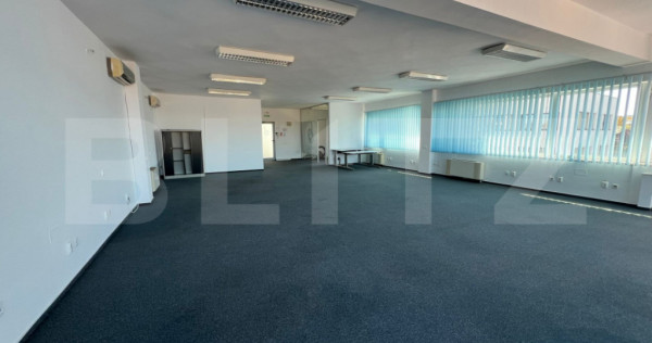 Spațiu de birou, 140 mp, zona Str. Republicii