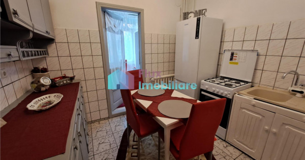 Apartament cu 3 camere etaj 2 Obcini zona Dany Gry