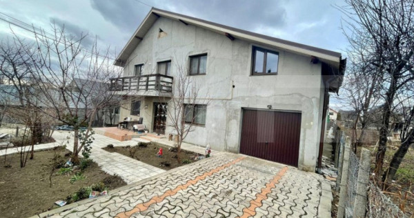 Case in aceeasi curte, 500 mp, zona Miroslava-Family Market