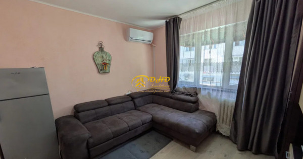 De Vanzare Camera de camin