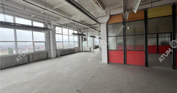 Hala industriala compartimentata in 5 spatii situat in zona