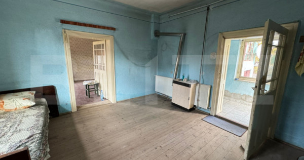 Casă săsească, 3 camere, 700 mp teren, Sebeș