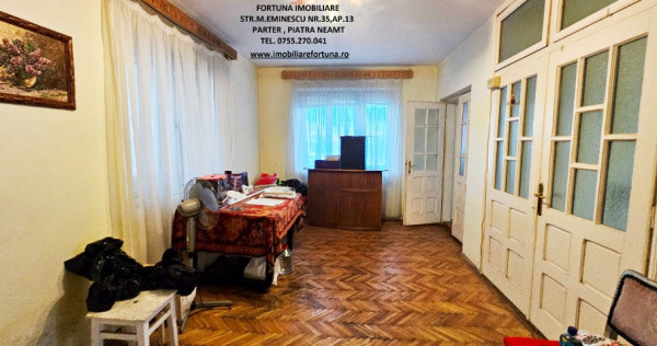 Casa tip duplex cu garaj,beci si crama,zona Carrefour-P.Neamt