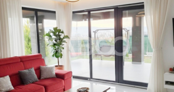 De vanzare casa individuala la cheie cu garaj si terasa cu p