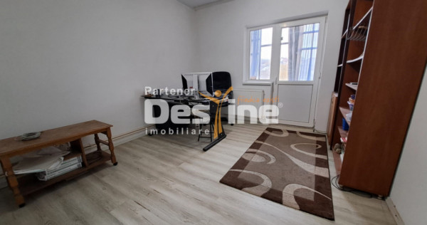 Apartament 3 camere, decomandat , Valea Lupului, 88.900 eur