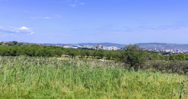 Teren intravilan in Feleacu, zona Aroma, 11393mp