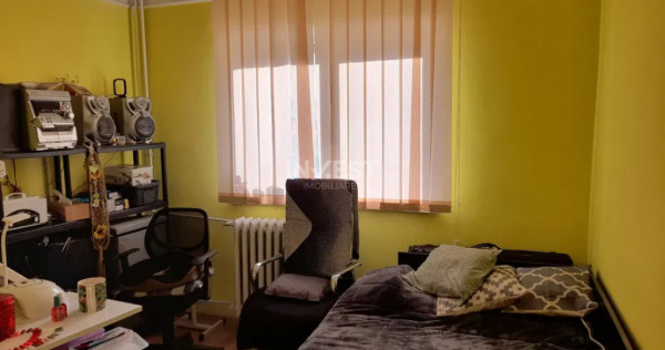 APARTAMENT 3 CAMERE, ETAJU 1, 60 MP UTILI, ALEXANDRU CEL BUN