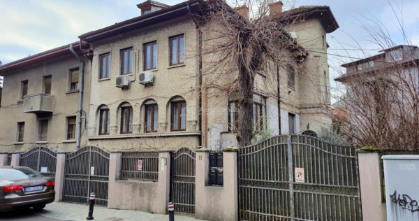 4 cam floreasca, plus 1 cam mansarda(birou), in vila, curte,