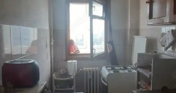 Iancului etaj 7 din 10 decomandat