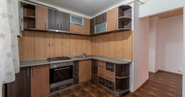 APARTAMENT 3 CAMERE MIOVENI