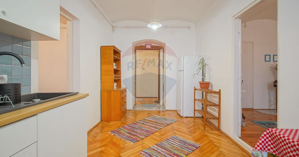 Apartament 2 camere de v&acirc;nzare, 60 mp utili, locație pr...