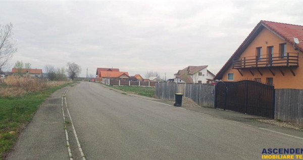 Teren intravilan,constructii,1.400 mp,cartier nou,utilitati,