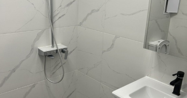 Garsoniera de inchiriat in zona Unirii