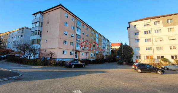 Apartament 3 camere,str.Siretului,Sibiu,comision 0