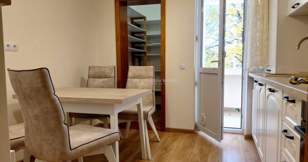 Apartament 3 camere decomandat parter inalt cu gradina