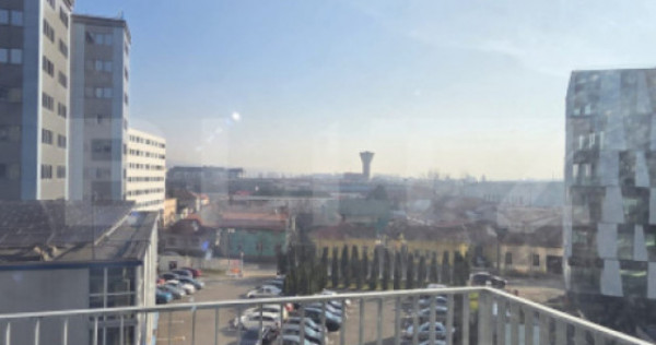 OPORTUNITATE! APARTAMENT 2 CAMERE, FINISAT, ETAJ INTERMEDIAR