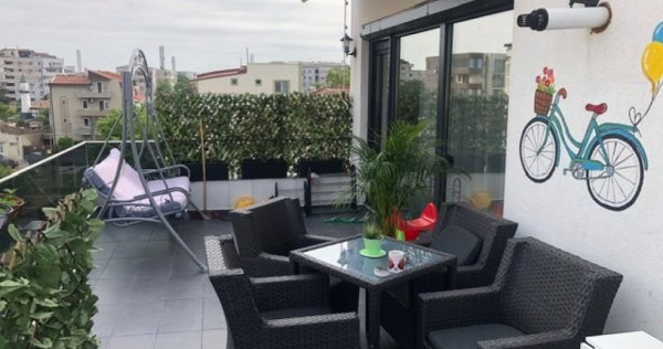 Apartament cu 3 camere si terasa, zona DACIA&ndash;Scoala Spect