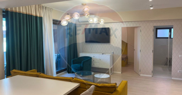 Apartament cu 3 camere de închiriat în zona Central
