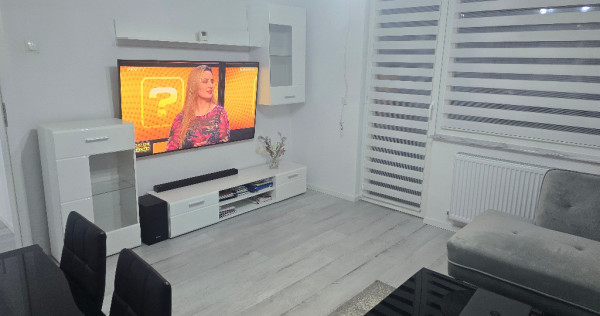 Vand apartament 3 cam dec.,Deva, Imp.Traian, etaj 1, mobilat, PARCARE