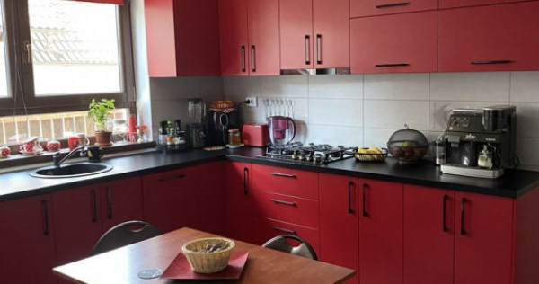 Casa cu 500mp teren, Izvor, Tarlungeni, Brasov