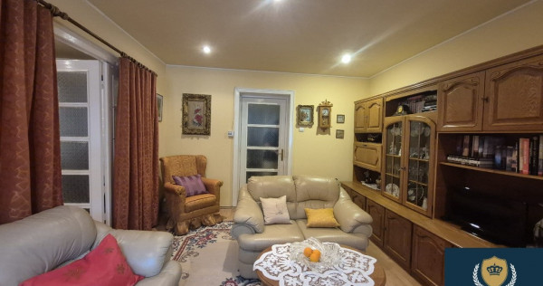 Apartament cu 3 camere, 80 mp, Central, str. Ștefan cel Mare
