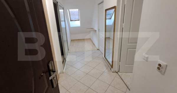 Apartament tip mansarda in zona porii, parcare inclusa