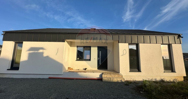 DE VANZARE - CASA MODERNA - alege finisaje