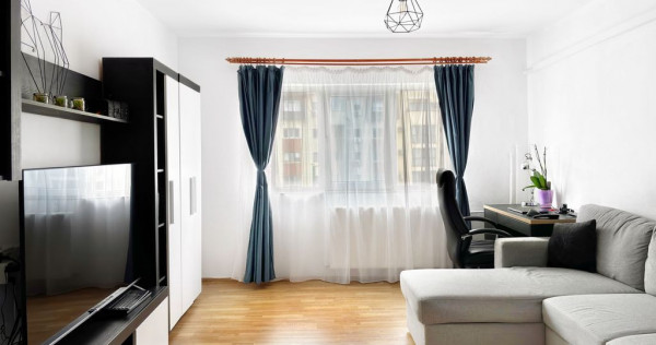 De vanzare | Decomandat 2 camere | Et 3 | Finisaje modern...