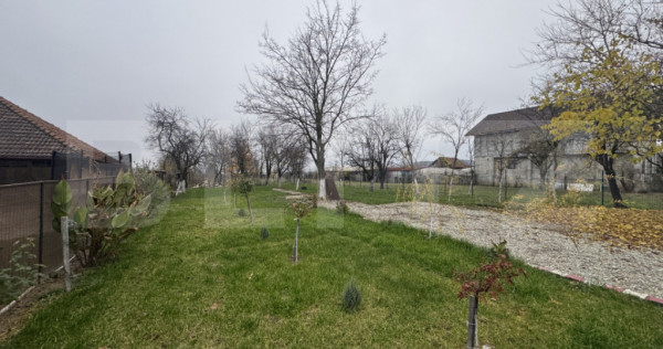 Teren intravilan, 1300 mp, zona Prajba Mare