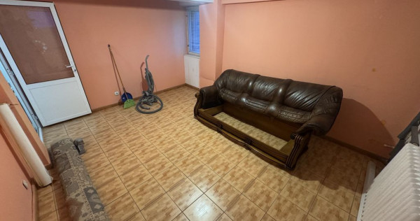 Apartament 3 camere zona Far