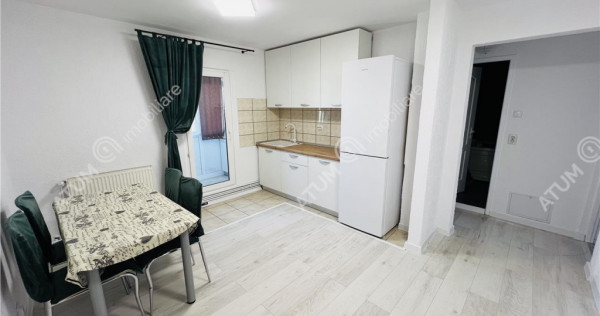 Apartament 2 camere balcon si pivnita situat in zona Strand