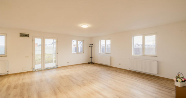 Casa constructie noua, ergonomica si economica, facilitati,