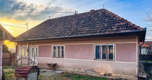 FILM! Gospodarie cu atmosfera traditionala,1.032 mp de verde