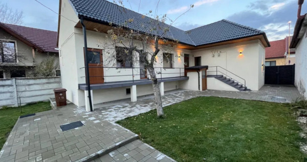 Casa cu 3 camere, recent renovata in 2024, suprafata de 100