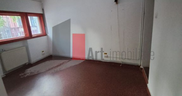 URGENT!, Cismigiu, parter cu intrare din strada, liber, N...