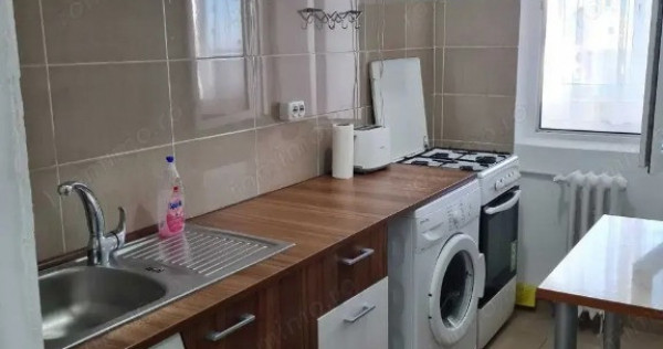 Garsoniera in zona Baba Novac