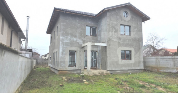 Casa de vanzare, 160 mp, zona Est