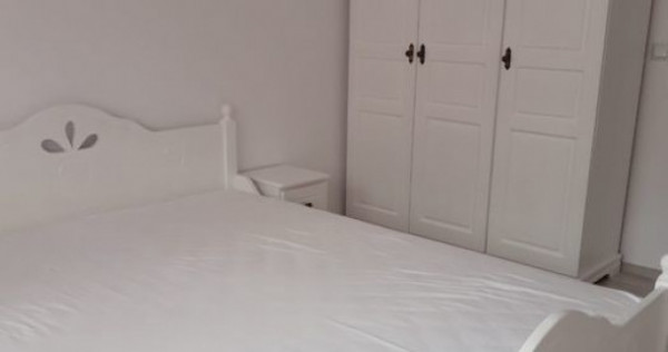 Garsoniera zona Dristor