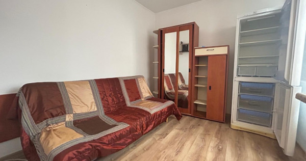 Camera de camin cu baie si bucatarie, etaj 1, Florilor - Albastrelelor