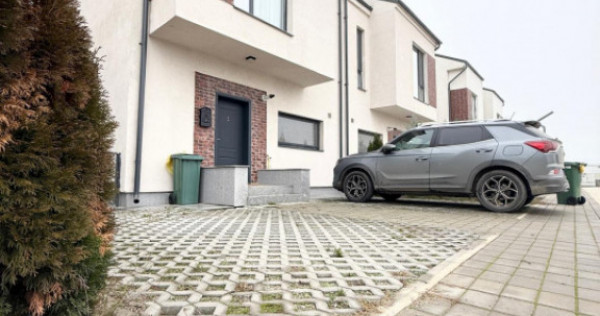 Oportunitate de Investiție &ndash; Casă Duplex &icirc;n Complexul R