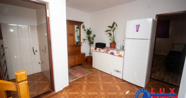 ID 9551 Casă P+1 de &icirc;nchiriat &ndash; Strada Mahmudiei