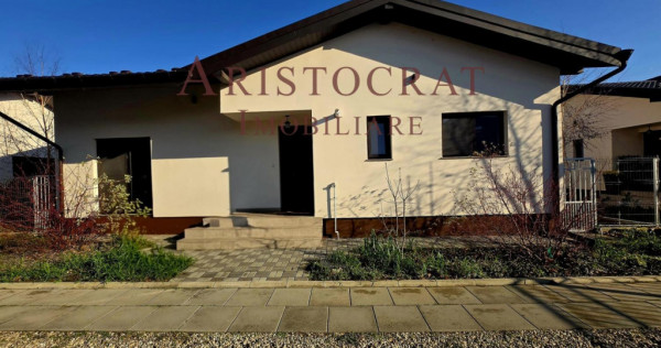 Casa parter zona centrala