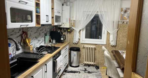 Apartament Cu 3 Camere Decomandate Etaj 1 - Zona Obcini