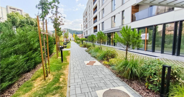 Spatiu comercial high class, multifunctional, Central, Braso