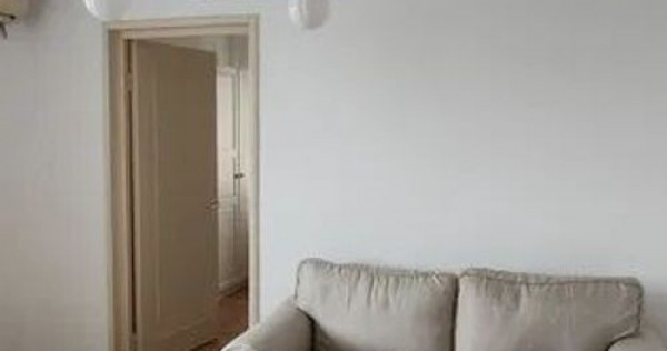 2 Camere Semidecomandat Proaspat Renovat Bulevardul 1 Dec...