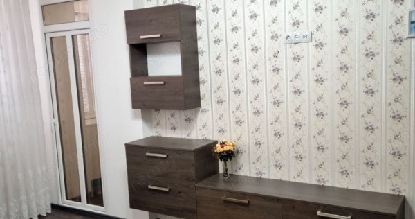 Garsoniera zona 1 Mai