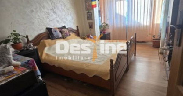 Apartament 2 camere, decomandat, Alexandru Cel Bun, 71.900 E